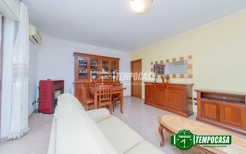 Trilocale in Via Roggia Nuova, Gaggiano — foto 3 di 5