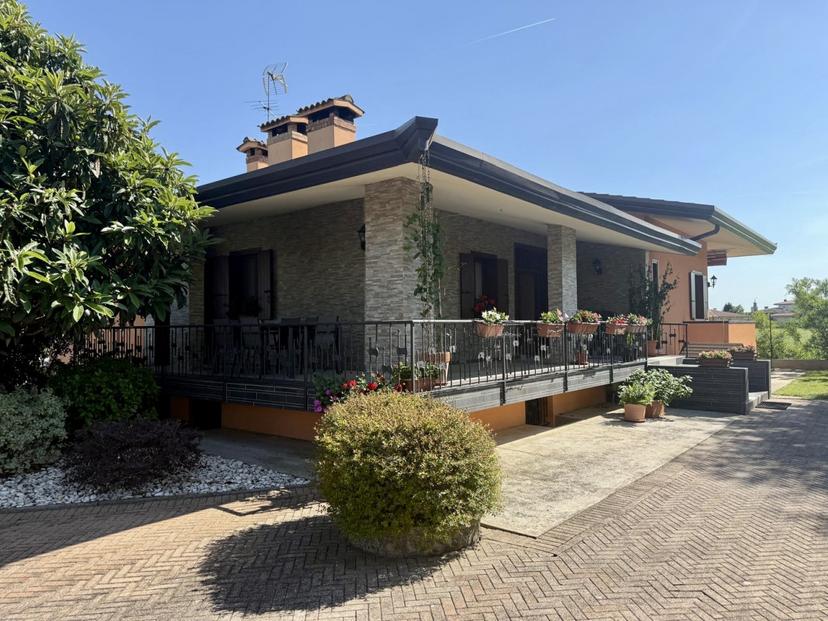 Casa indipendente in Via Giorgione, Trevignano — foto 4 di 5