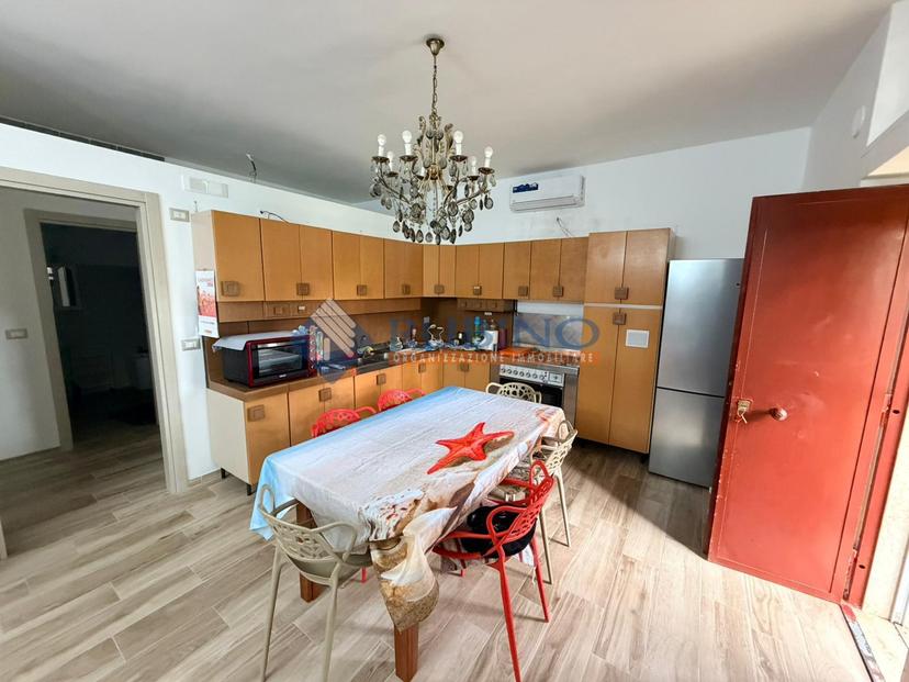 Villa in Via di Valle Luna 11, Trani — foto 3 di 5