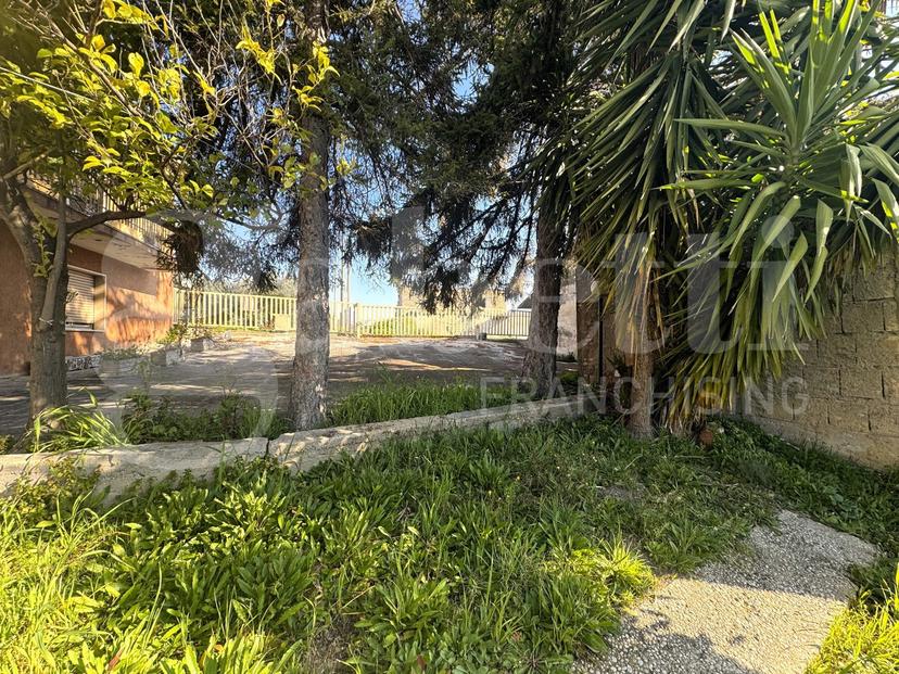 Villa bifamiliare in Via Dragonara 52, San Giovanni Teatino — foto 4 di 5