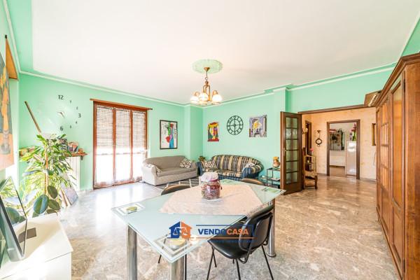 Appartamento in Strada Borgo San Martino 46, Bra — foto 4 di 5