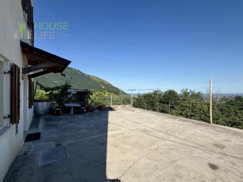 Casa indipendente in Contrada Saccardi, Schio — foto 5 di 5