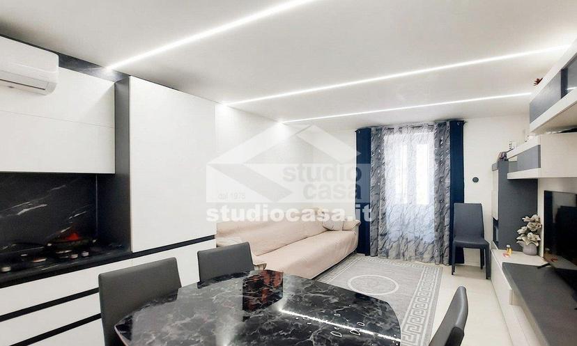 Casa indipendente in Via Nuova, Ala — foto 4 di 5