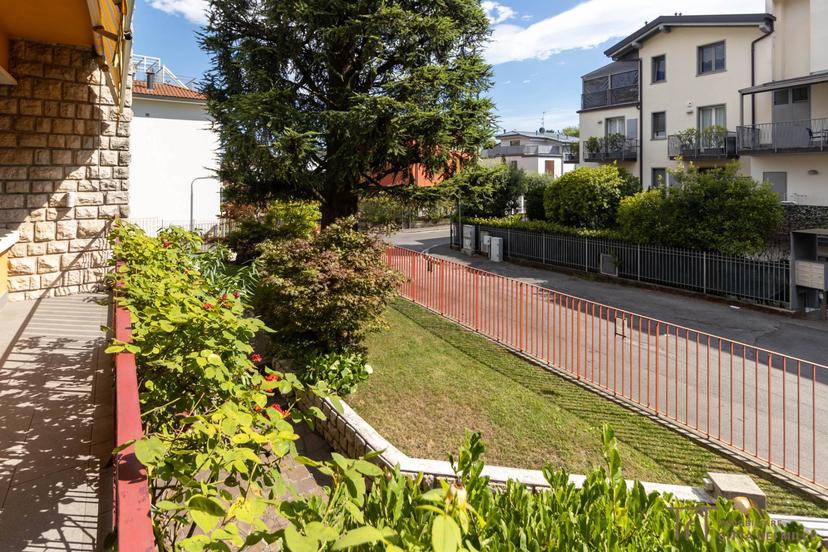Villa in Via Raboni, Bergamo — foto 3 di 5