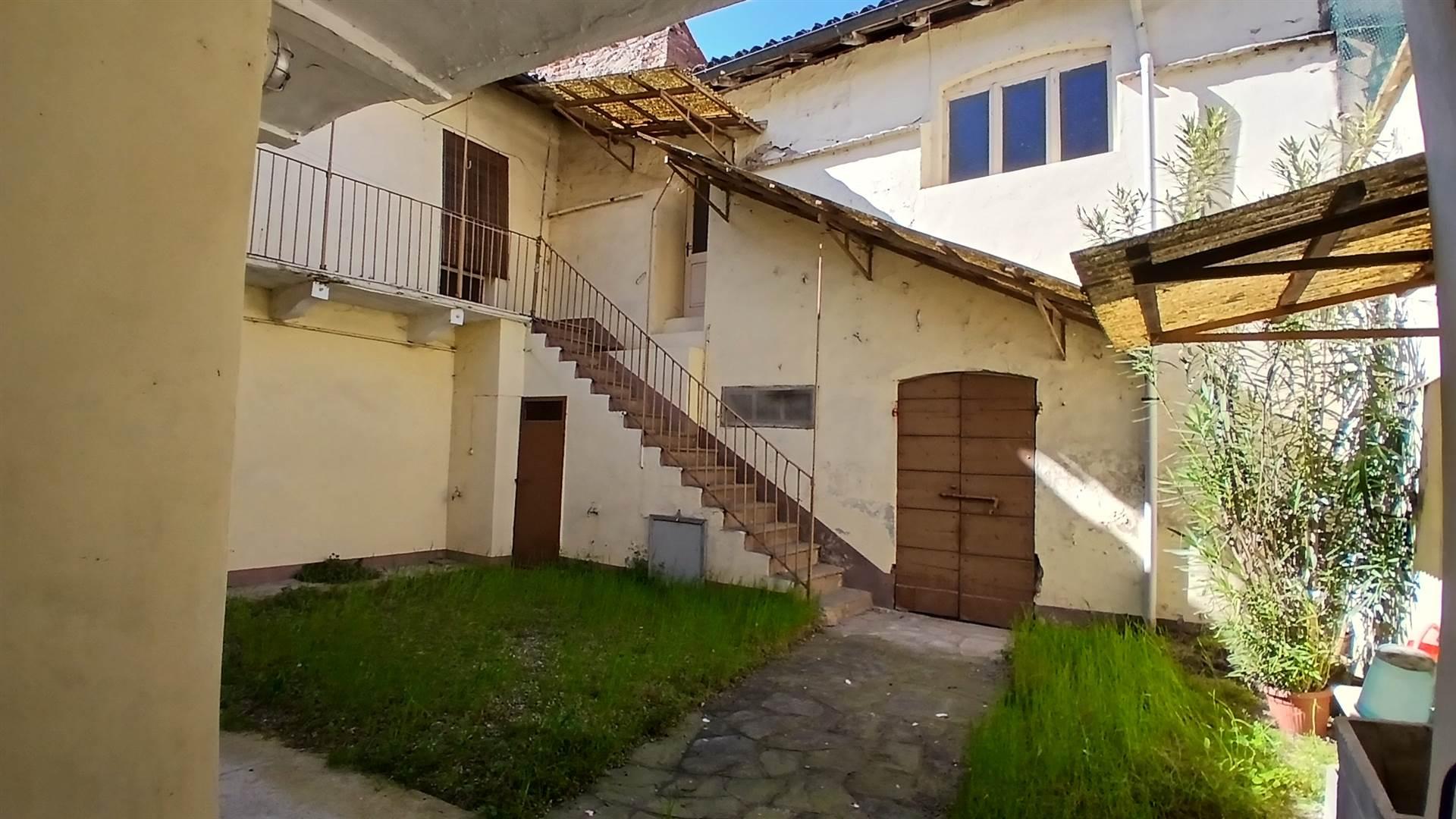 Casa indipendente, Mortara