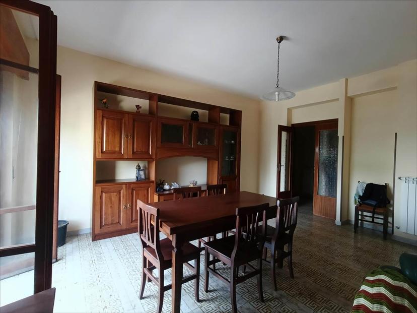 Trilocale in Via Giosuè Carducci, Chiusano di San Domenico — foto 5 di 5