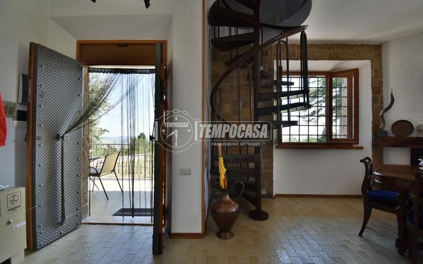 Casa indipendente in Strada Castiglione Croce 20, Caldarola — foto 5 di 5