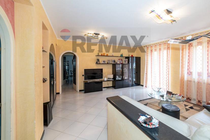 Appartamento in Via Nocilla 105, Aci Sant'Antonio — foto 2 di 5