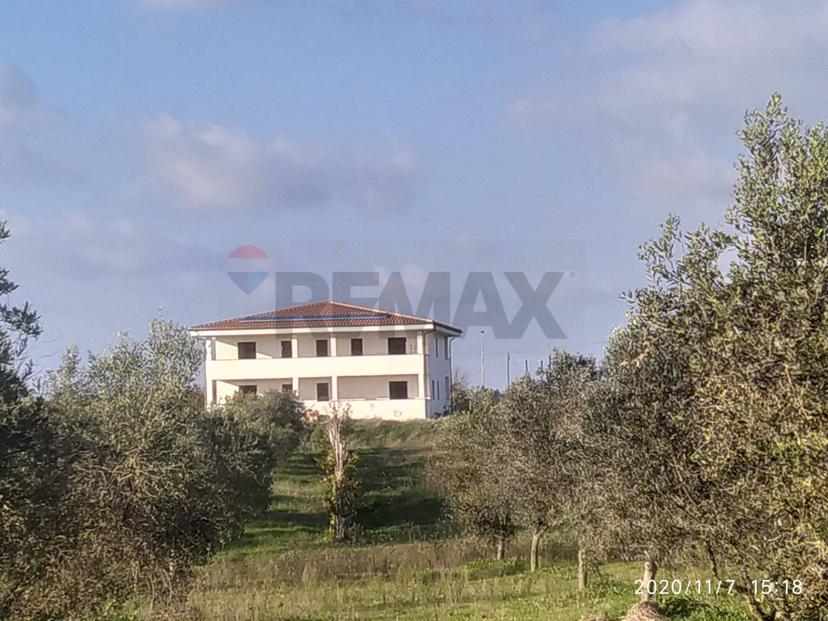 Casa indipendente in Via Apriliana 58/a, Aprilia — foto 2 di 5