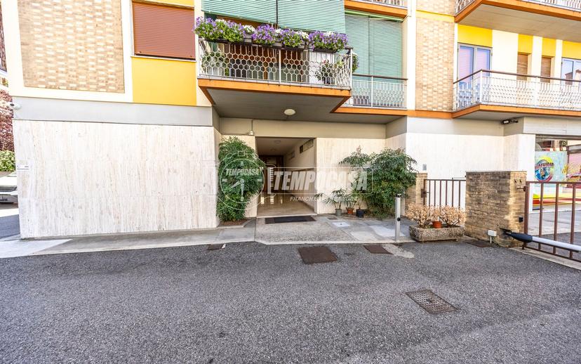 Quadrilocale in Viale IV Novembre 37, Treviso