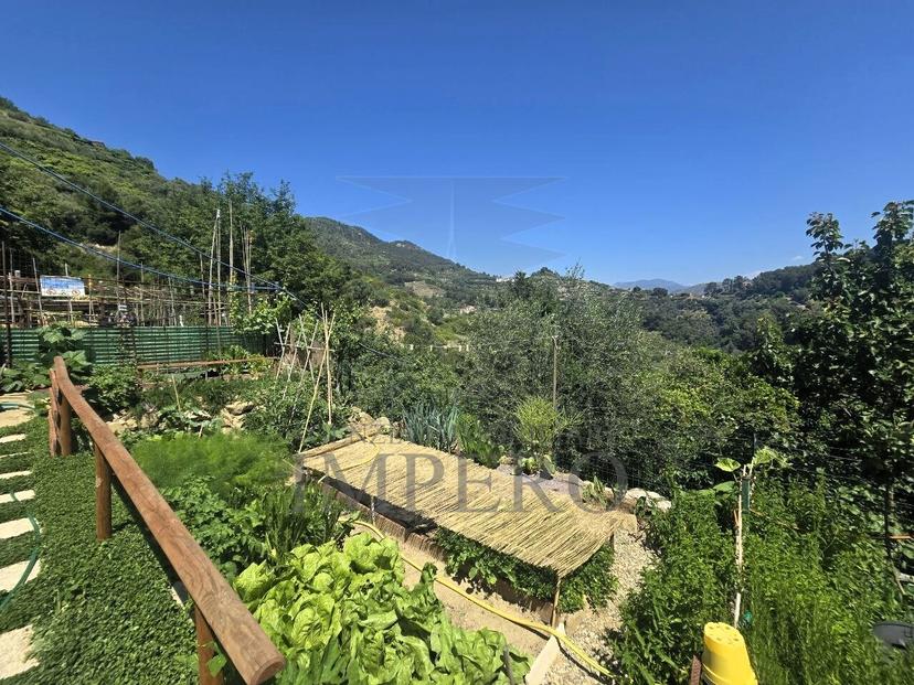 Villa a schiera in Via Felice Cascione 19, Ventimiglia — foto 4 di 5