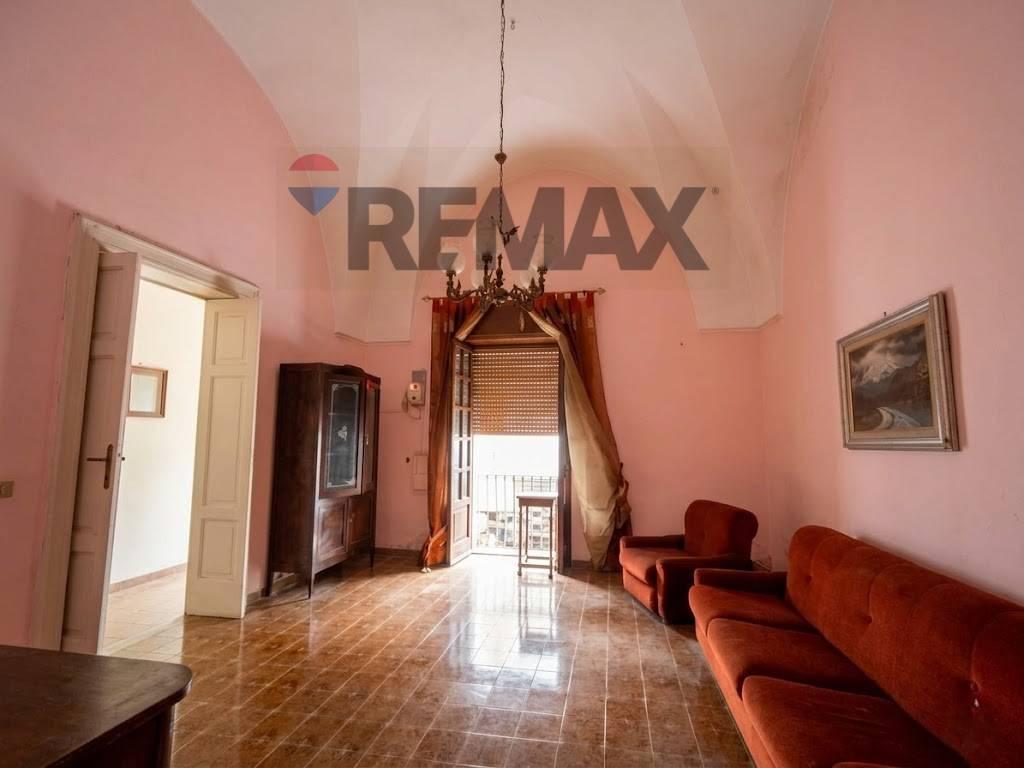 Casa indipendente in Via Vittorio Veneto 36-38, Campi Salentina