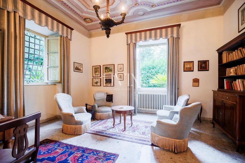 Villa in Le Europa 730, Lucca