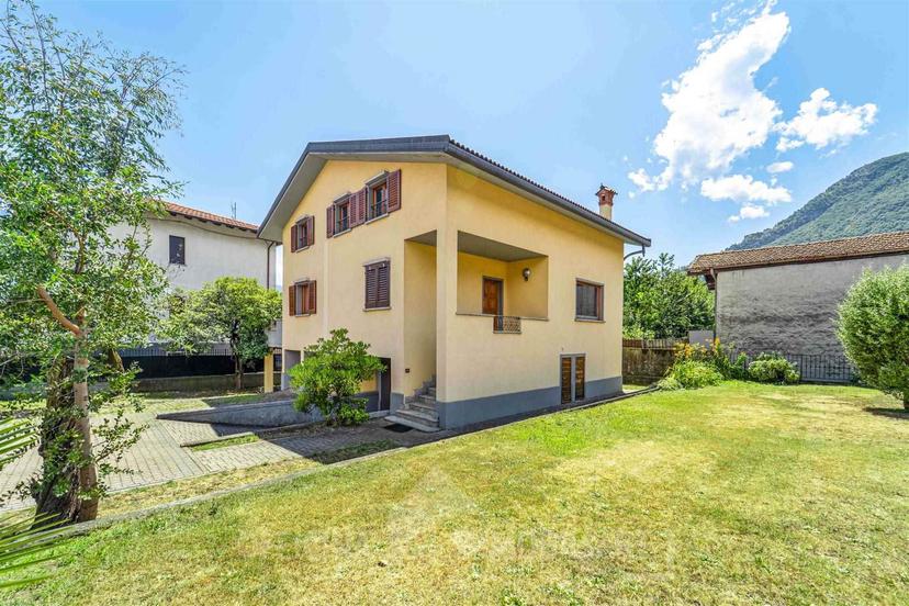 Villa in Via Statale, Dongo — foto 5 di 5