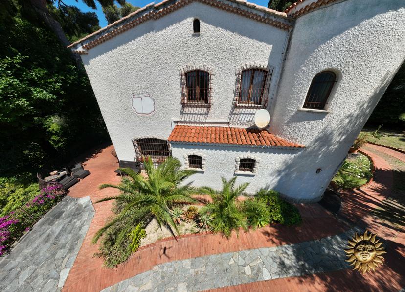 Villa unifamiliare in Via Gioberti 13, Bordighera — foto 5 di 5