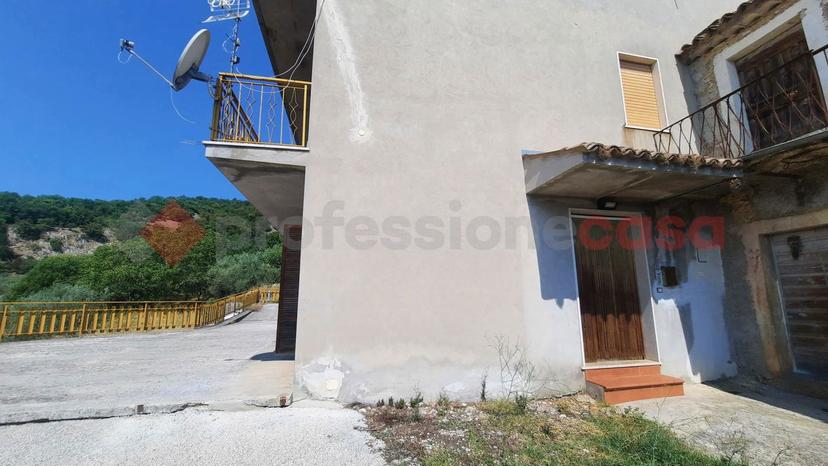 Terratetto unifamiliare in Via Castello  Snc, Veroli — foto 3 di 5