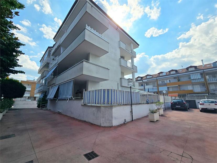 Bilocale in Via Madonna delle Grazie 99, Mugnano di Napoli — foto 3 di 5