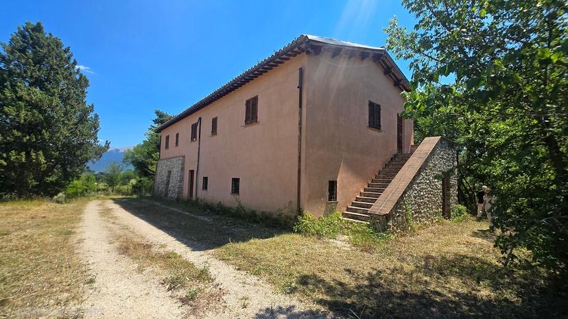 Rustico, Nocera Umbra — foto 5 di 5