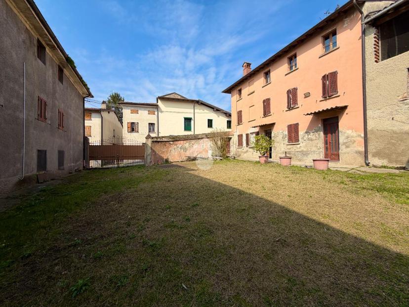 Casa indipendente in Frazione Monteveneroso 24, Canneto Pavese — foto 2 di 5