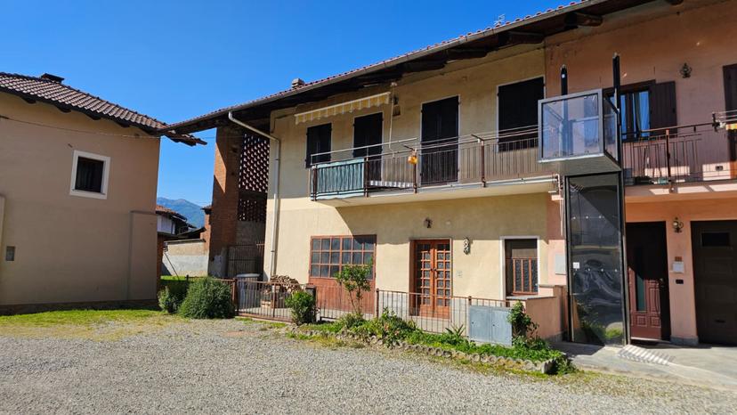 Casa indipendente in Via M. d'Azeglio,3, Busano — foto 2 di 5