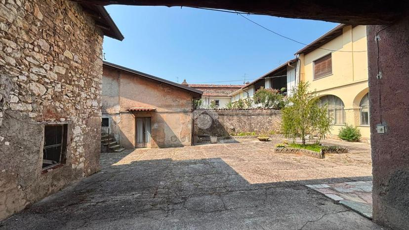 Rustico in Via M. Scarpari 15, Botticino — foto 4 di 5