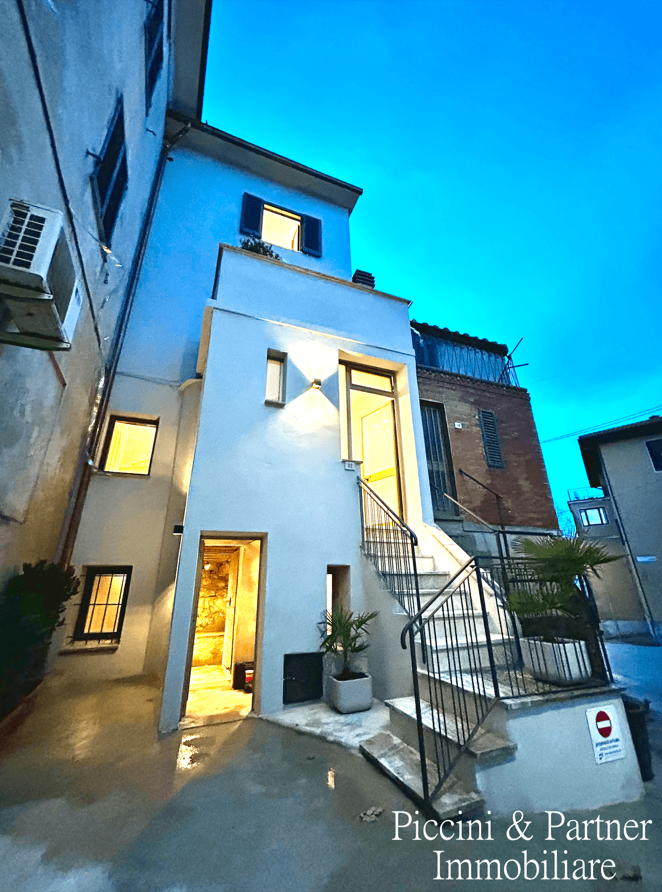 Casa indipendente in Via del Giglio, Castiglione del Lago