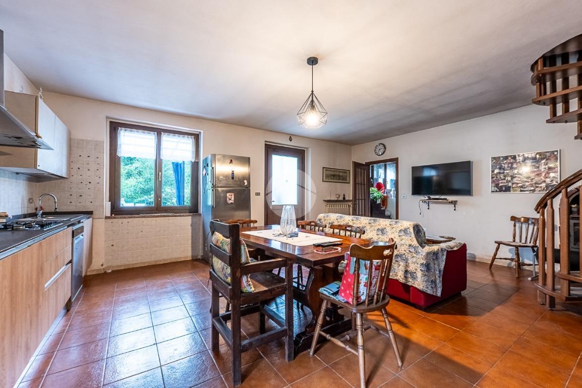 Casa indipendente in Via Montelera 41, Varisella