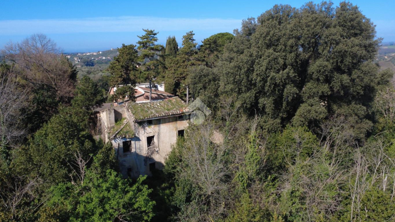 Casa indipendente in Viale Giuseppe Verdi 31, Cantalupo in Sabina