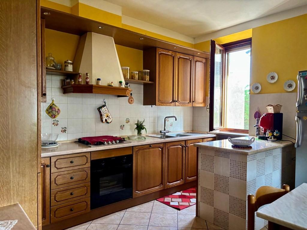 Villa in Via Gementi Vittorina, Curtatone