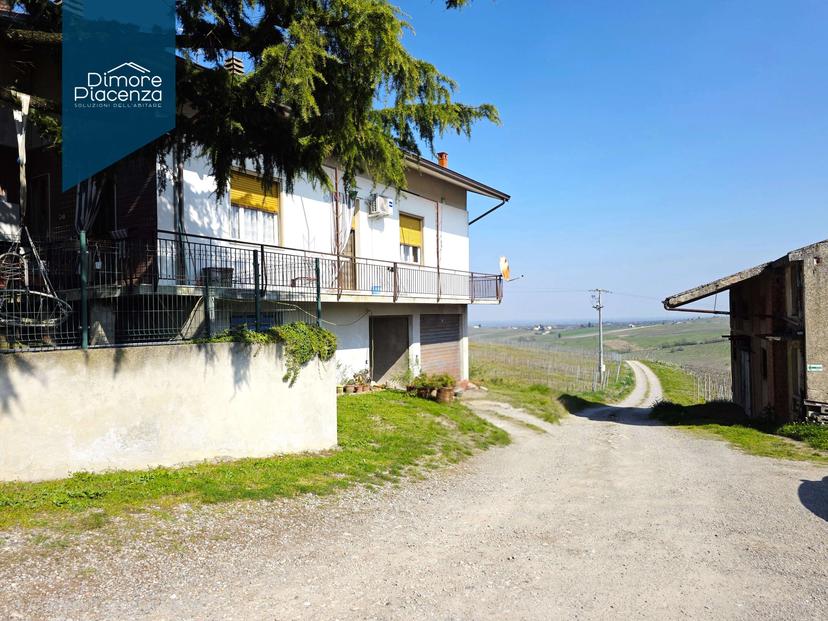Villa unifamiliare in Località Montecucco 225, Ziano Piacentino — foto 5 di 5