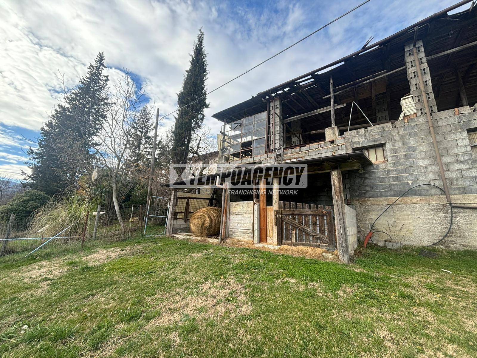 Rustico in Via per Acquaria 121, Pavullo nel Frignano