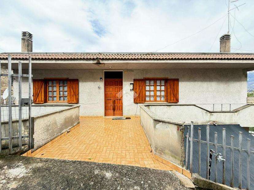 Casa indipendente in Via Vincenzo Bellini 49, Sezze — foto 2 di 5