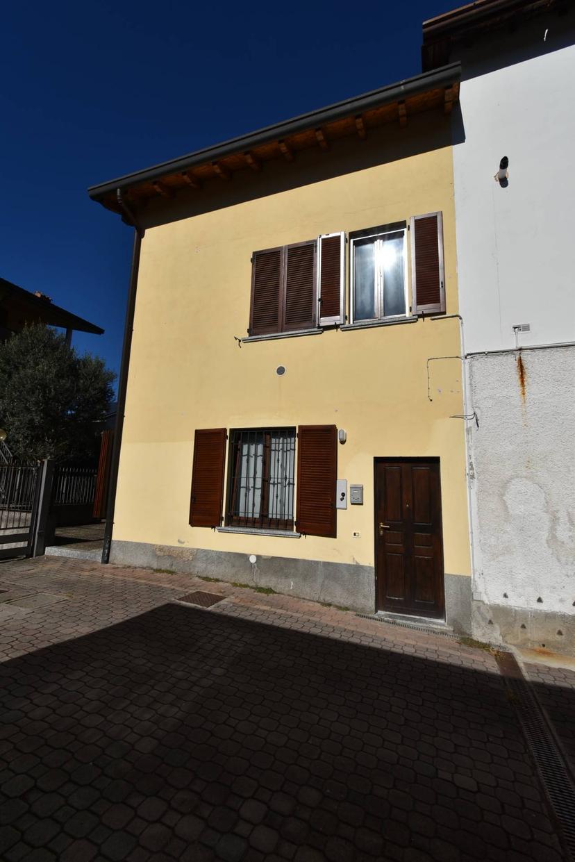 Bilocale in Via Matteotti 49, Bernareggio — foto 2 di 5