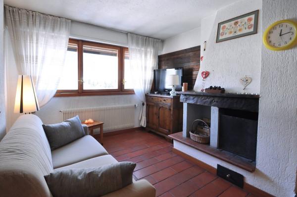 Bilocale in Località Grand Entreves 118, La Thuile — foto 2 di 5