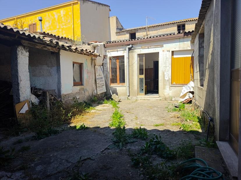 Casa indipendente in Via Sant'Antioco 42, Villasor — foto 2 di 5