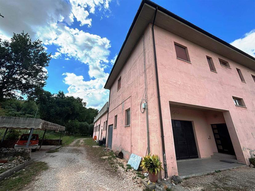 Casa indipendente, San Severino Marche — foto 3 di 5