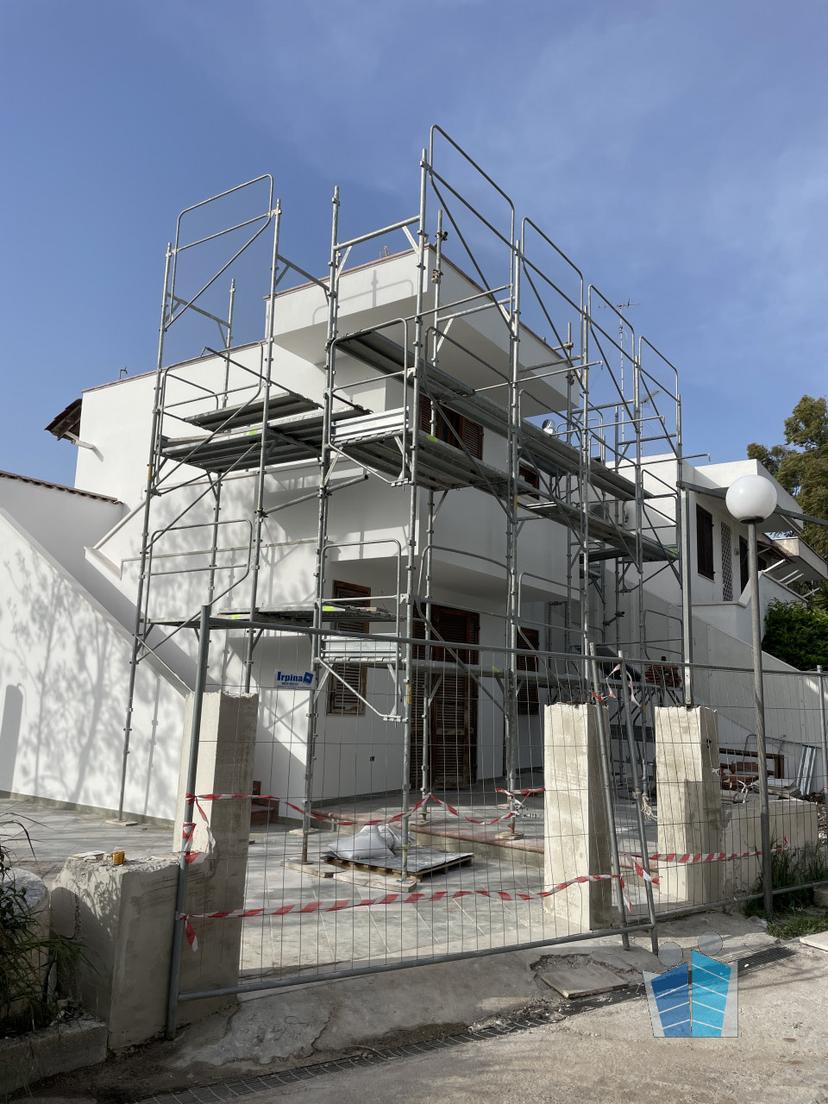 Villa a schiera in Via Vietri, Lecce