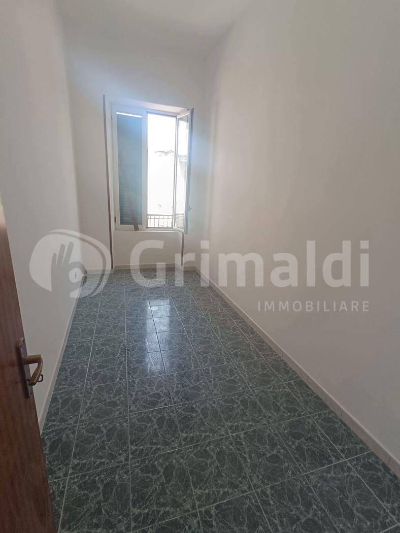 Bilocale in Via Vittorio Imbriani, Pomigliano d'Arco — foto 3 di 5