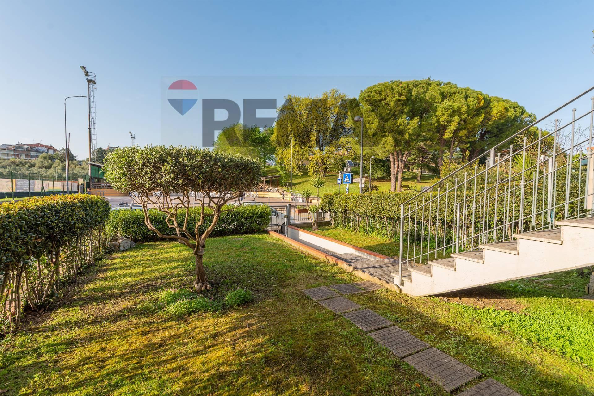 Quadrilocale in Viale Giovanni XXIII 10, Castelbellino
