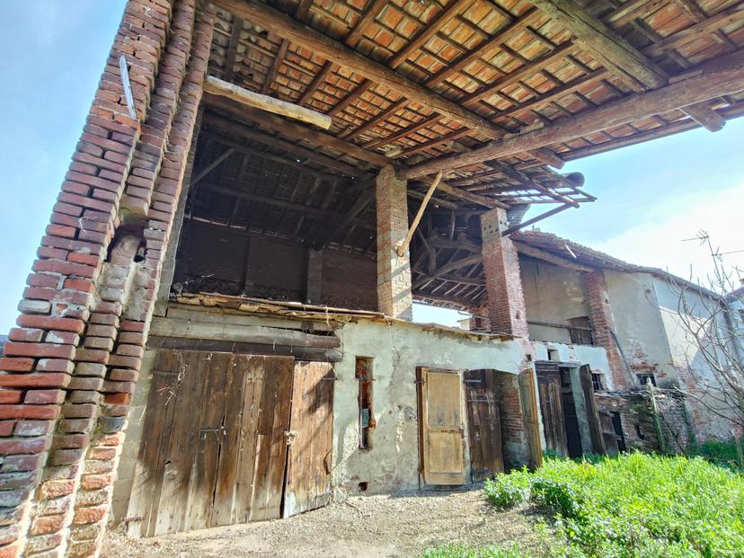 Villa a schiera in Centro, Pieve Porto Morone — foto 2 di 5