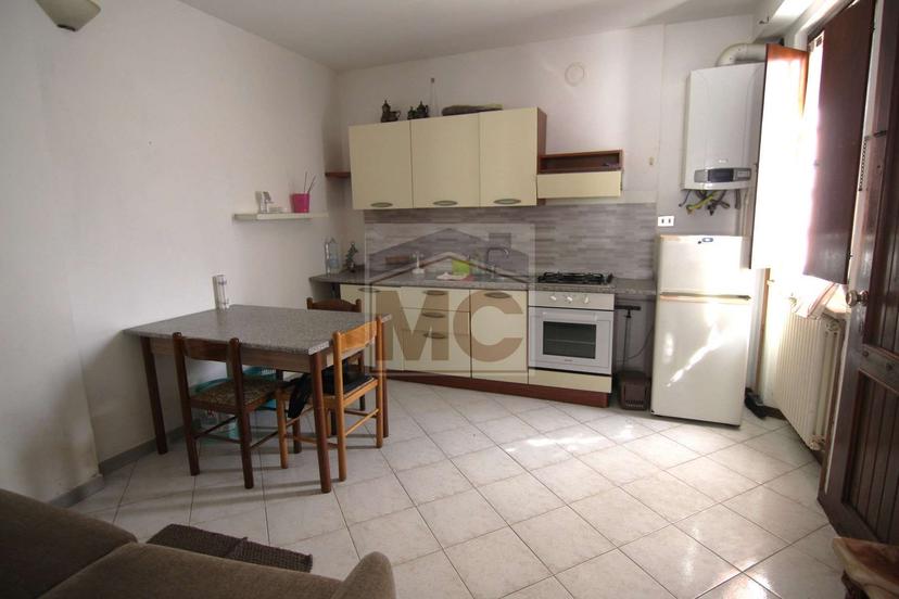 Trilocale in Via Luciano Albanesi 4, Reggio nell'Emilia — foto 2 di 5