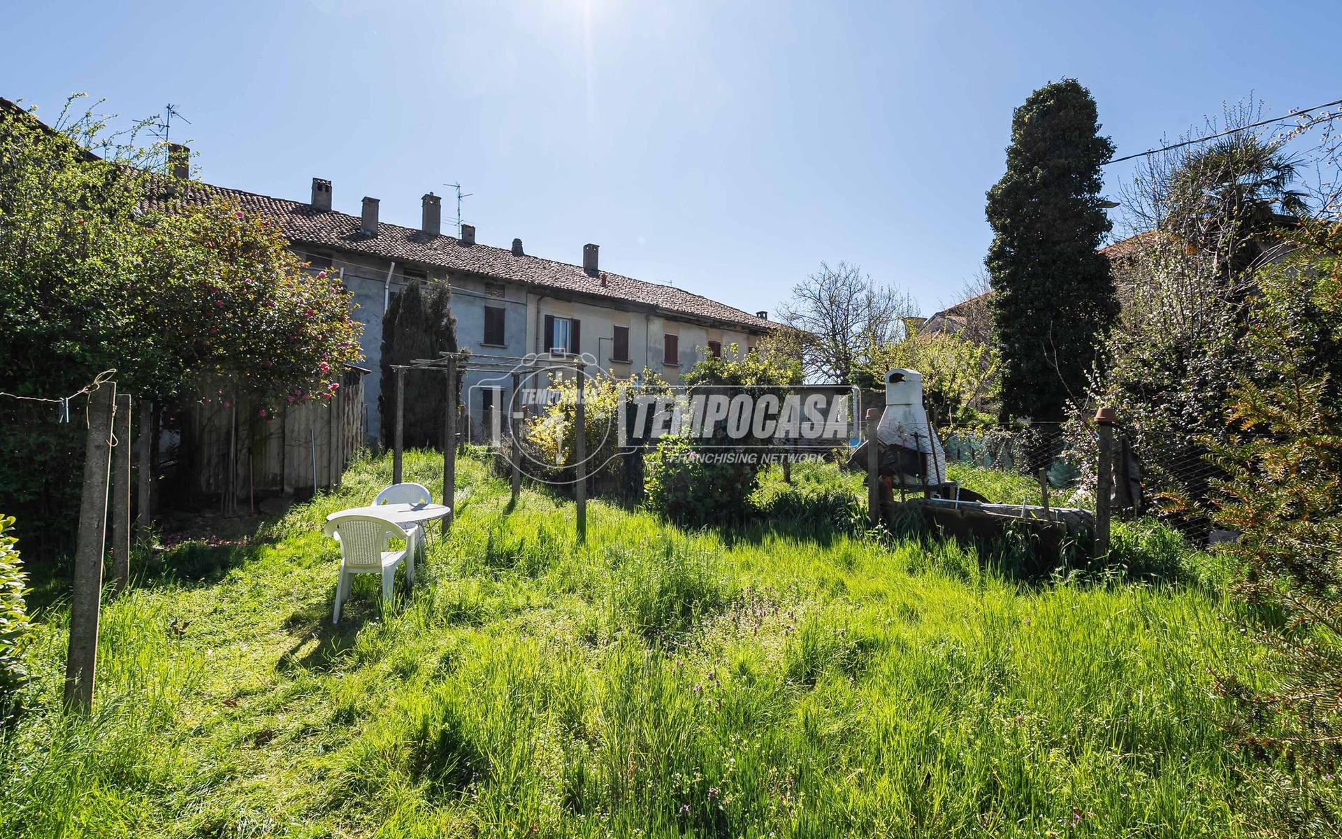 Monolocale in Via Monte Nero 33, Inverigo