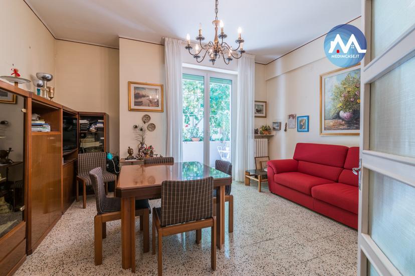 Appartamento in Viale Giovanni Amendola 10, Pesaro — foto 2 di 5