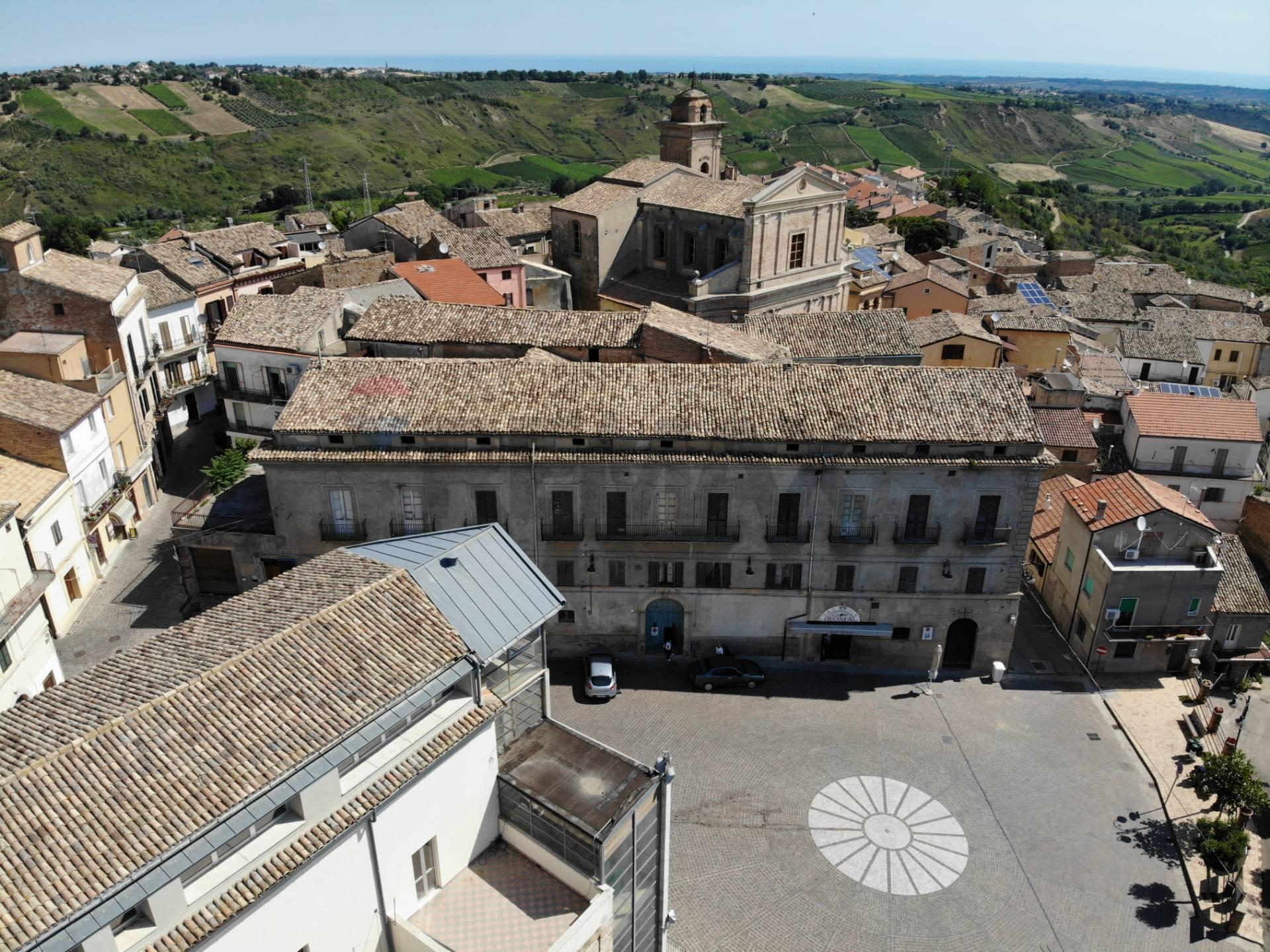 Castello, Scerni