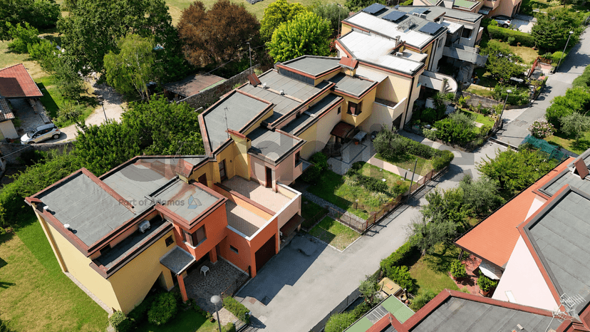 Villa a schiera in Via del Roveto 23, Salò — foto 3 di 5