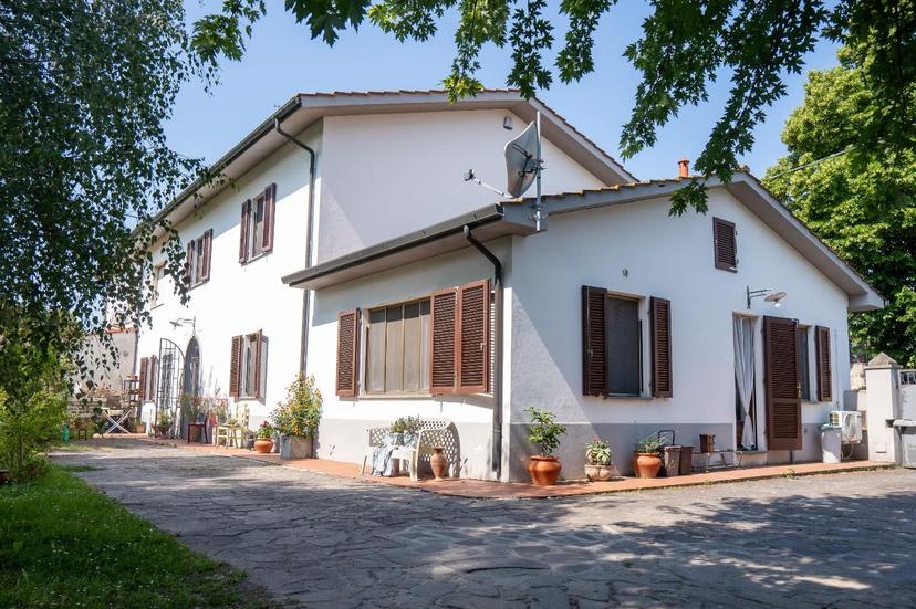 Villa, San Giuliano Terme — foto 2 di 5