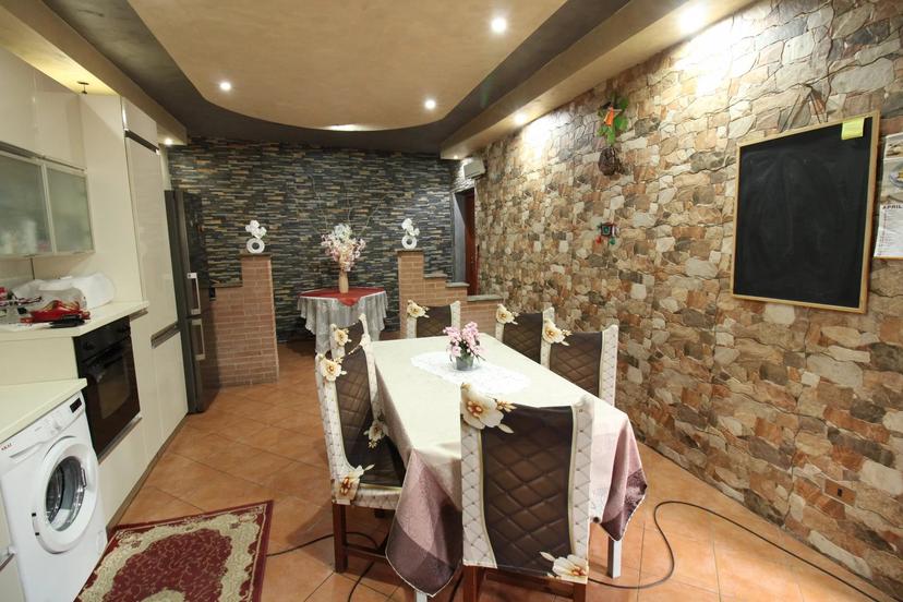 Quadrilocale in Frazione Valle San Lorenzo, Santo Stefano Roero — foto 4 di 5