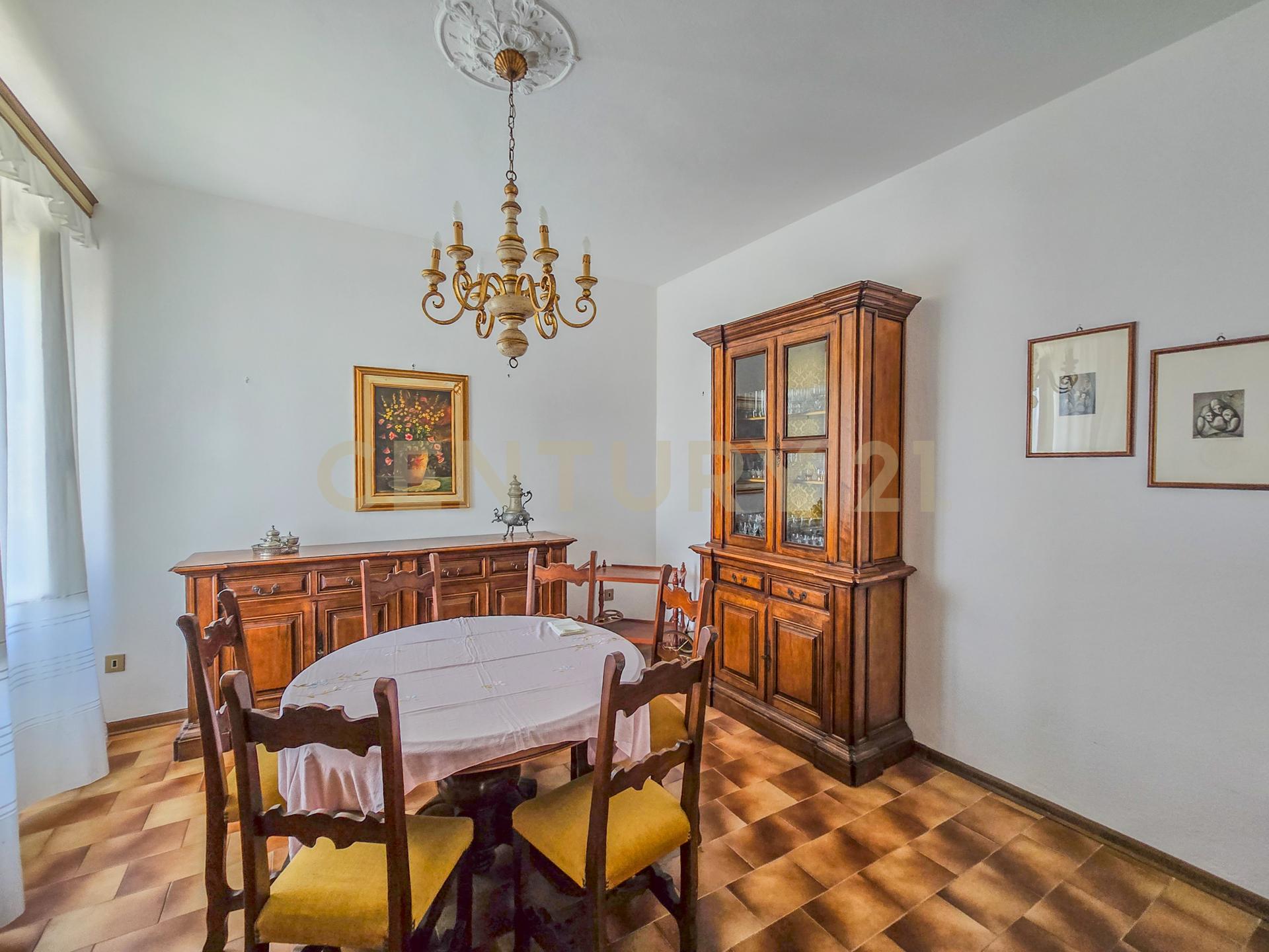 Villa a schiera in Via della Collacchia, Roccastrada