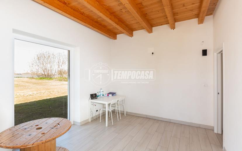 Cascina in Via Cuneo, Fossano — foto 3 di 5