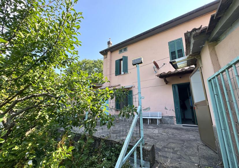 Casa indipendente in Via Bolognese Nord 2, Vernio — foto 2 di 5